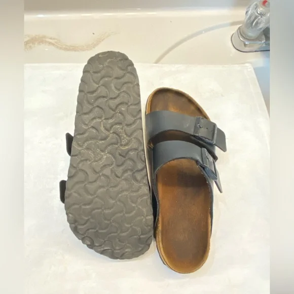 Birkenstock Arizona Women’s Size 9, Men’s Size 7 good condition good bottom - Picture 4 of 10